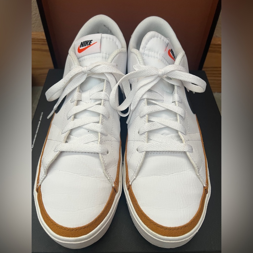 Nike Court Legacy